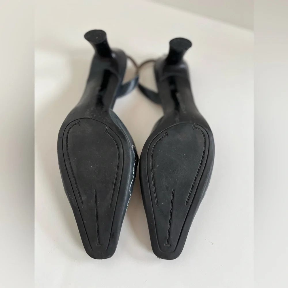 Naturalized Navy Leather Sling -back Pumps size 7 1/2. - Picture 5 of 9
